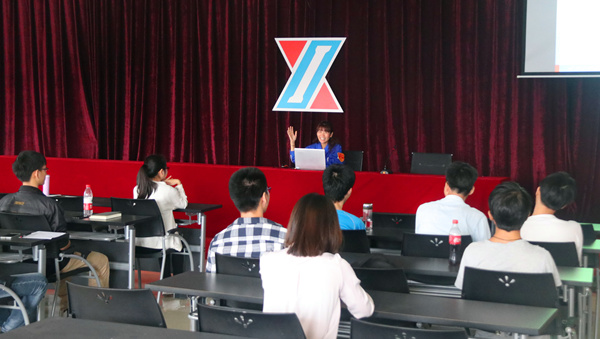 公司开展新入职大学生安全培训