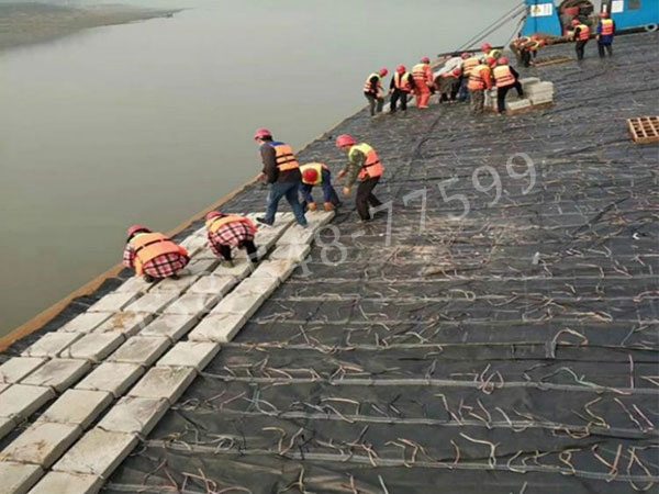 砂肋软体排结构特点与应用领域解析