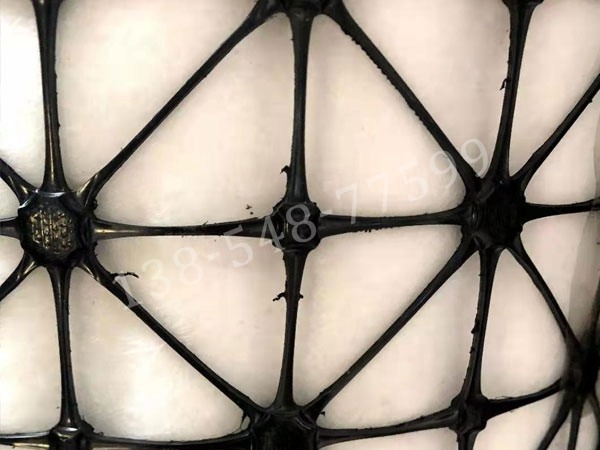 加筋土工布应用与复合方式解析｜工程材料全攻略