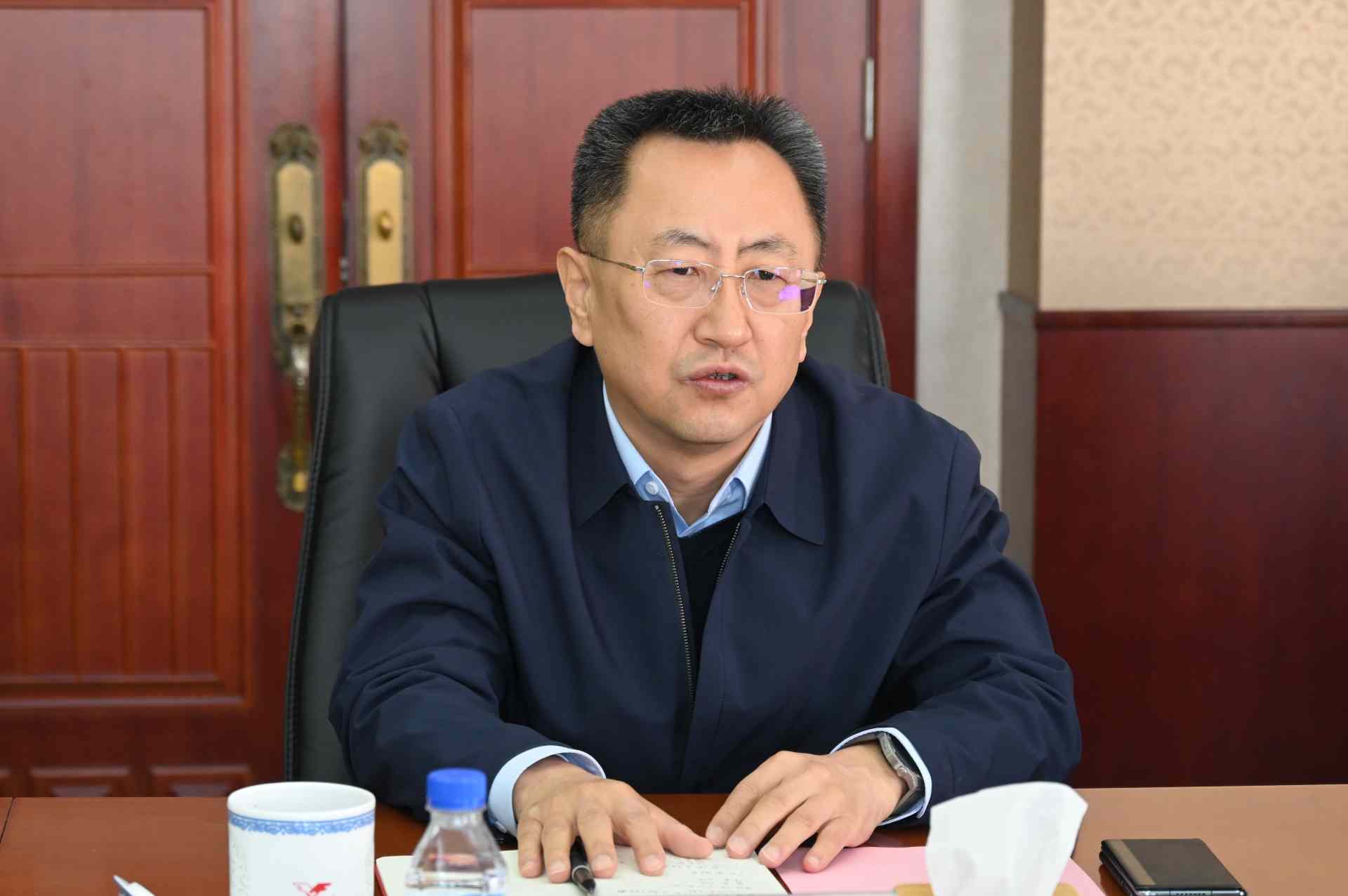 中国房地产业协会赵成副会长一行莅临友发集团调研考察，共探绿色供应链高质量发展新路径(图2)