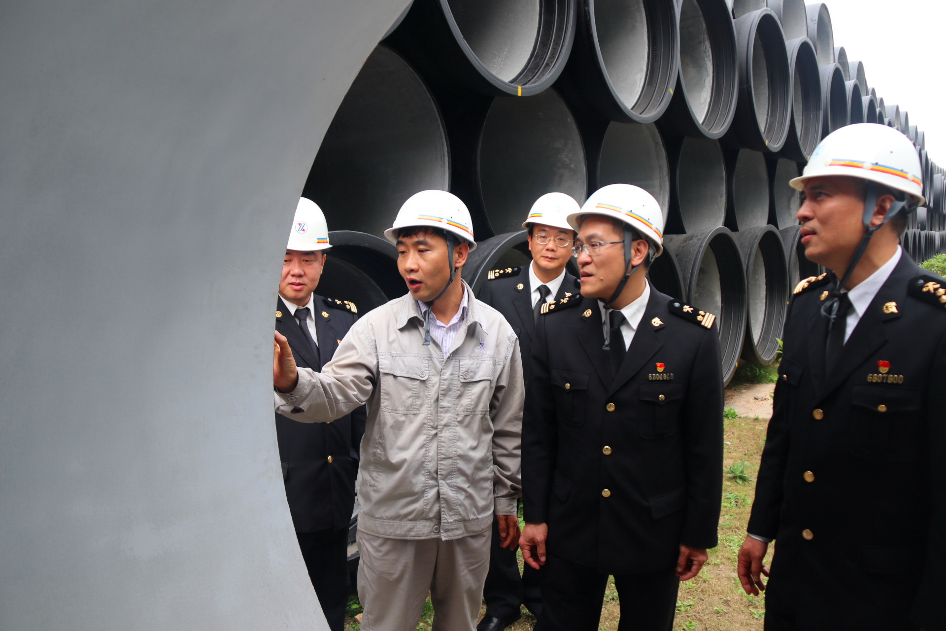 阳江海关到我司进行指导调研工作