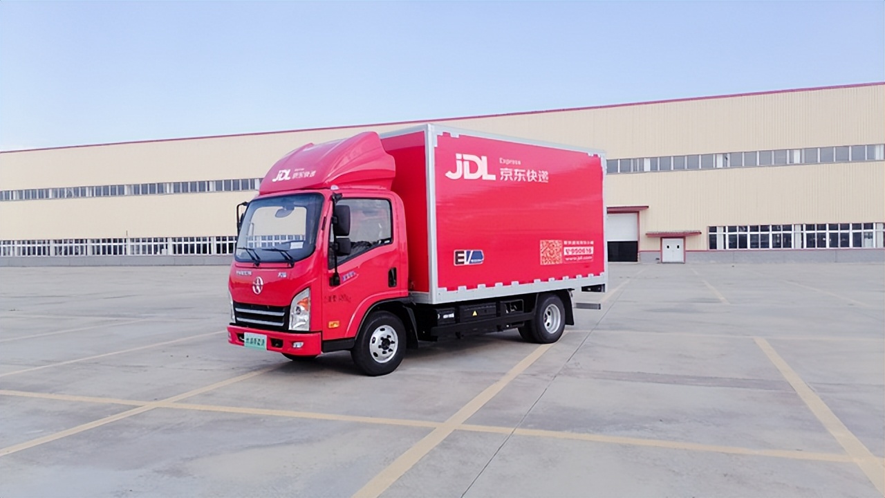 全国规模化换电车辆投入运营，年底前千台换电轻卡将上路(图1)