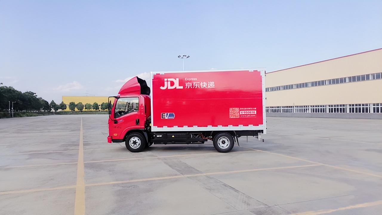 全国规模化换电车辆投入运营，年底前千台换电轻卡将上路(图2)