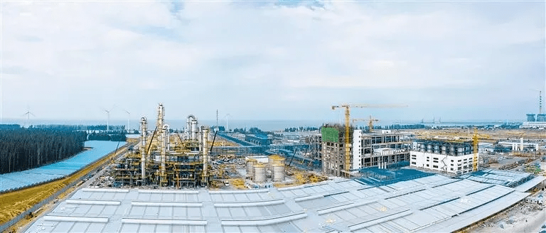 世界最大单体聚碳酸酯装置落地海南,高新材料产业实现重大突破(图3) 世界最大单体聚碳酸酯装置落地海南,高新材料产业实现重大突破(图3)