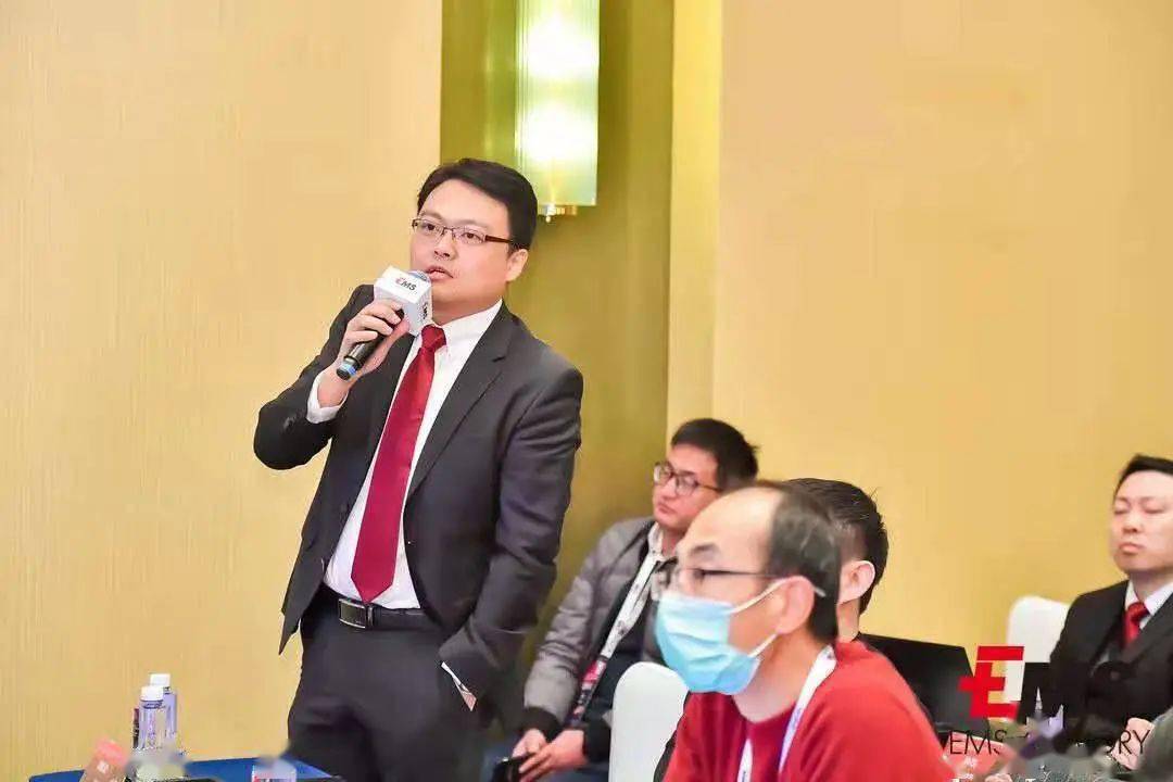 点击进入看图评论 新能源汽车市场趋势与技术产品创新前沿洞察(图20)