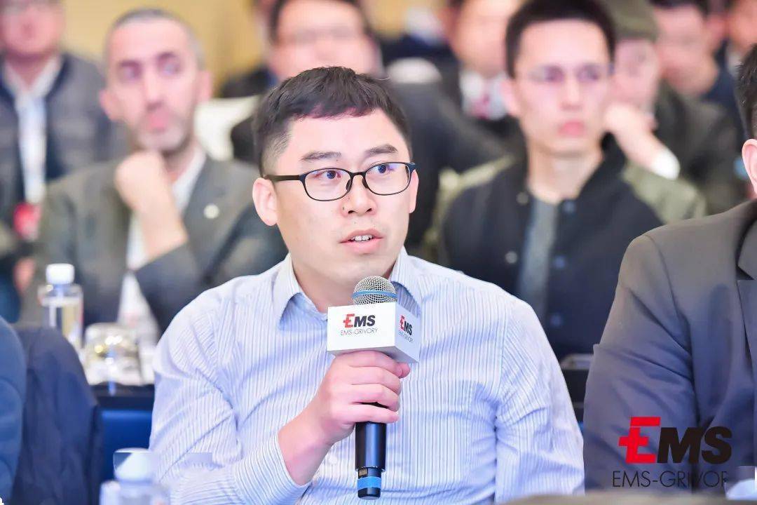 点击进入看图评论 新能源汽车市场趋势与技术产品创新前沿洞察(图28)