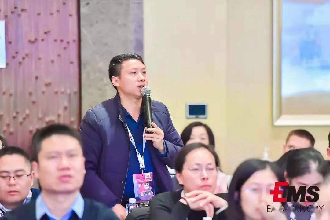 点击进入看图评论 新能源汽车市场趋势与技术产品创新前沿洞察(图43)