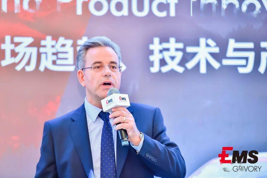 点击进入看图评论 新能源汽车市场趋势与技术产品创新前沿洞察(图56)