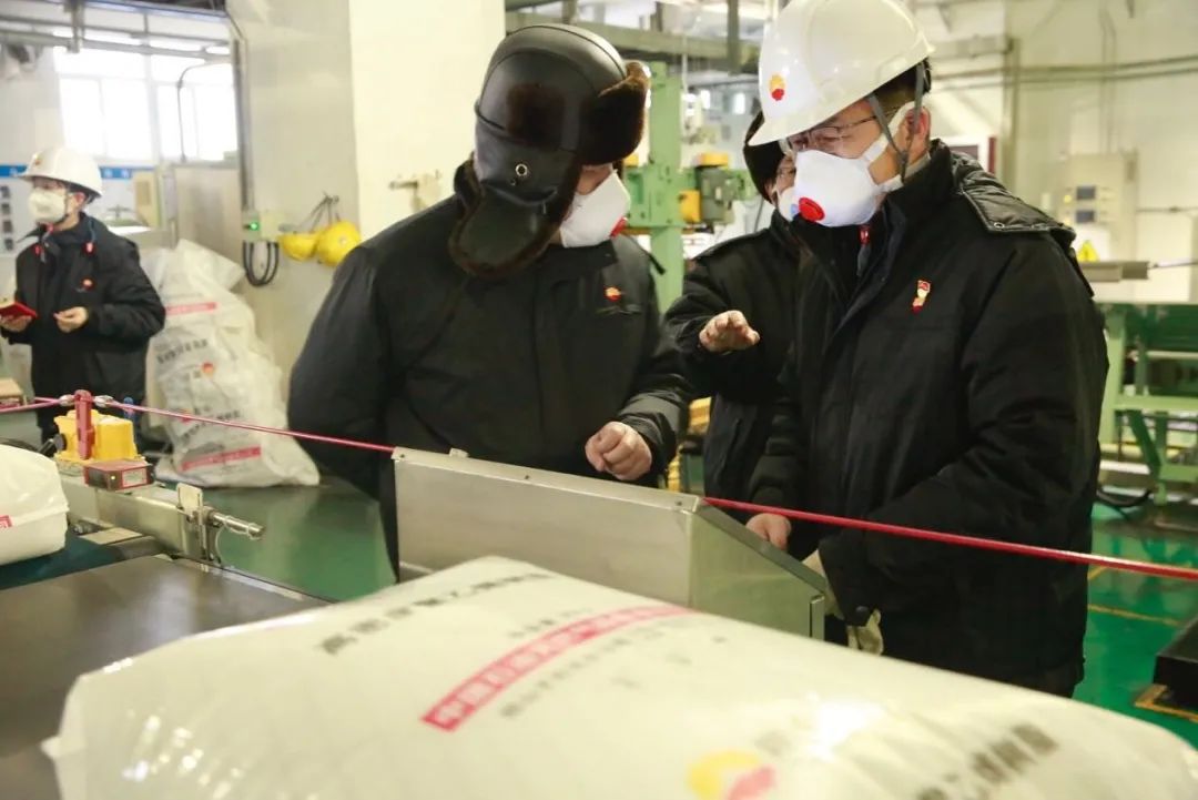 中石油:6条口罩生产线火速建成!熔喷料、熔喷布齐了!(图11) 1583291798596909.jpg